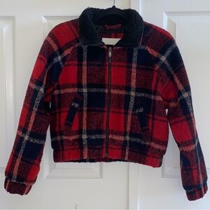 BNWT American Eagle Cropped Plaid Bomber Jacket Red Blue and Black with Quilt